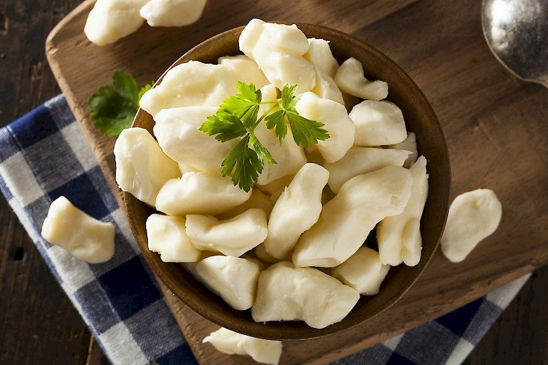 Pour fromage frais comme du cheddar jeune ou fromage en grains, de fromage à pâte molle, de fromage semi-ferme et ferme