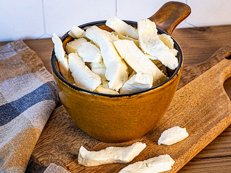 Atelier fromage en grains maison avec Sylvain Puccini, auteur du livre "Fabriquer son fromage maison".